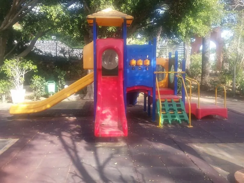 *** מלון לה קאלה דה מיחאס Rancho Miraflores ספרד